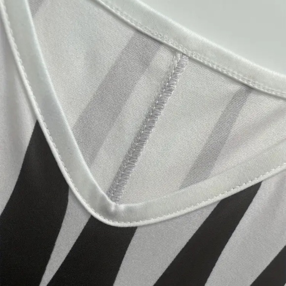 New Abstract Geo Print Maxi Dress Sleeveless Spaghetti Strap Black White Stripe - Picture 6 of 9